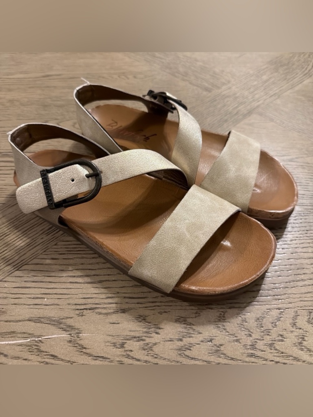 Blowfish Malibu Lance Women's Oak Slingback Sandals Size 6